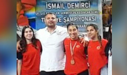 ESİLA, GÜREŞ ŞAMPİYONASINDA TÜRKİYE ÜÇÜNCÜSÜ OLDU