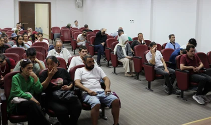 İŞ ARAYAN VE İŞVERENLER BİR ARAYA GELDİ