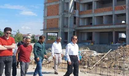 KAYMAKAM GÜRDAL, OKUL İNŞAATINDA İNCELEMEDE BULUNDU