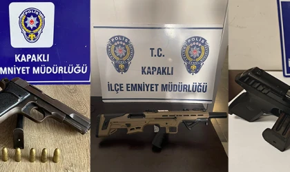 RUHSATSIZ SİLAHLARLA YAKALANDILAR
