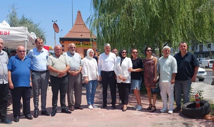 YILDIRIM BEYAZIT MAHALLE MUHTARLIĞI AŞURE DAĞITTI