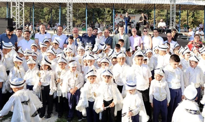 SÜNNET ŞÖLENİ’NDE GÖNÜLLERİNCE EĞLENDİLER