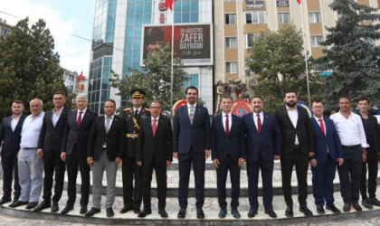 ZAFER’İN 102’NCİ YILINA COŞKULU KUTLAMA