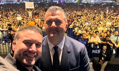 MUSTAFA CECELİ SARAY'DA KONSER VERDİ