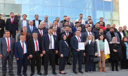 AK PARTİ ÇERKEZKÖY İLÇE YENİ YÖNETİMİ BELİRLENDİ