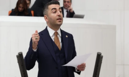 DEVA Partili Avşar'dan Bakan Kurum’a İstanbul’da deprem dönüşümü tepkisi: “Yol haritası yok, takvim yok, para yok; dönüşüm nerede?”