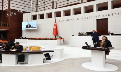 TAŞCI’DAN TORBA KANUN GÖRÜŞMELERİNDE HÜKÜMETE SERT ELEŞTİRİLER: “ÜLKEMİZDE DİJİTAL BİR DARBEYLE UYANDIK”