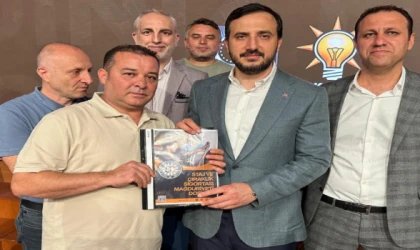 BİR SİGORTADAN DAHA FAZLASI: STAJ VE ÇIRAKLIK MAĞDURİYETİ AK PARTİ İSTANBUL İL BAŞKANLIĞI'NDA MASAYA YATIRILDI