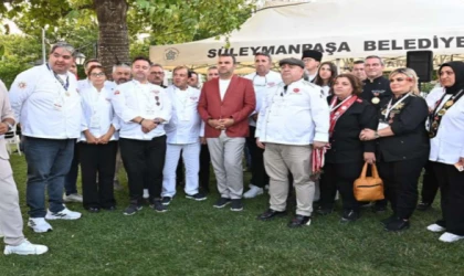 KİRAZLI TARİFLERDE USTALIK YARIŞI: TEKİRDAĞ FESTİVALİ LEZZETLE TAÇLANDI!