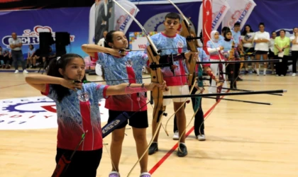 ÇERKEZKÖY YAZ SPOR OKULLARI’NDAN GÖRKEMLİ KAPANIŞ
