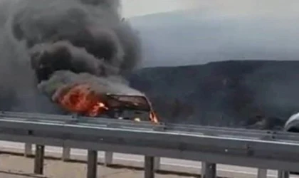LPG’li Araç ve Buğday Tarlası Alevlere Teslim Oldu