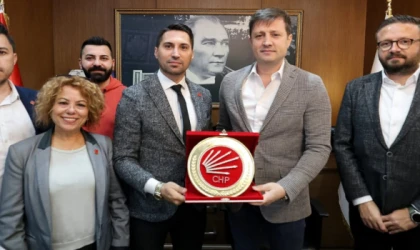 CHP ÇERKEZKÖY İLÇE BAŞKANI ÇOLAK, İLÇE YÖNETİMİYLE BAŞKAN AKAY’I ZİYARET ETTİ