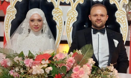 Zümbül ve Özer Ailesinin Mutlu Günü