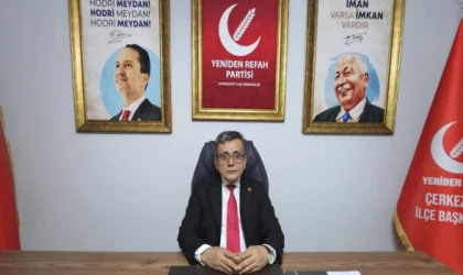 YRP İLÇE BAŞKANI RAFET OKAY, “İLÇEMİZE ÖĞRETMEN EVİ ERTELENEMEZ BİR ZORUNLULUK”