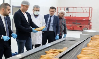 BAŞKAN VAHAP AKAY: “5,6 MİLYON EKMEK VE 181 BİN ÖĞÜN YEMEK VATANDAŞLA BULUŞTU”