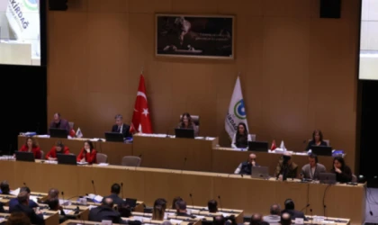 TEKİRDAĞ’DA YILIN SON MECLİSİNDE GÜNDEM: SU KRİZİ, YENİ HİZMETLER VE 2026 MESAJI