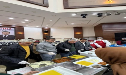 ÇERKEZKÖY’DE GELENEKSEL MAHALLE İFTARININ İLKİ KURULDU