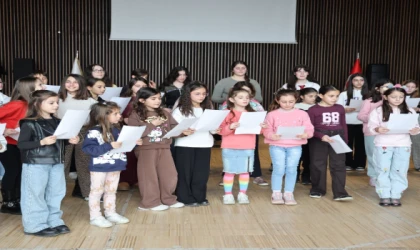 ÇOCUK VE GENÇLİK KOROSU İLK PROVASINI GERÇEKLEŞTİRDİ