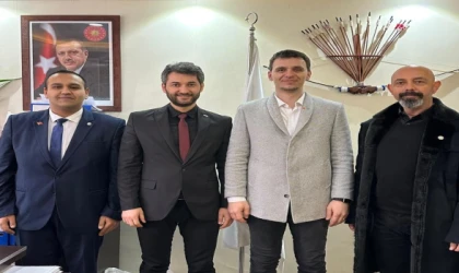 İYİ PARTİ’DEN KIZILAY VE ESNAF ODASINA ANLAMLI ZİYARET