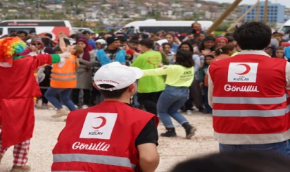 KIZILAY DEPREM BÖLGESİ DESTEKLERİNİ ŞUBELER ELİYLE SÜRDÜRECEK