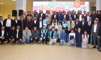 TÜGVA’NIN “AİLE İFTARI” TNKÜ KAMPÜSÜNDE YÜZLERCE GENCİ BULUŞTURDU