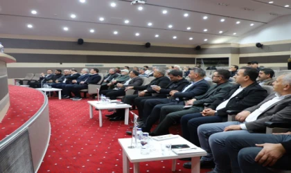 ÇERKEZKÖY’DE ALTYAPI TOPLANTISINDA SÜRE TARTIŞMASI GERGİNLİĞE NEDEN OLDU