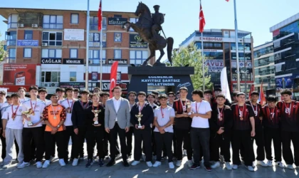 ÇERKEZKÖY’DE GENÇLİK HAFTASI COŞKUYLA BAŞLADI