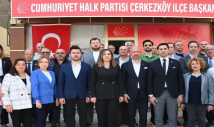 TEKİRDAĞ BÜYÜKŞEHİR BELEDİYE BAŞKANI DR. YÜCEER VE CHP İL BAŞKANI BODUÇ’TAN İLÇE TEŞKİLATINA ZİYARET
