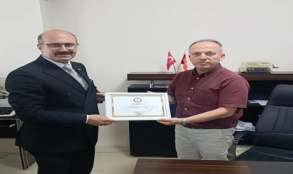 MHP ÇERKEZKÖY İLÇE BAŞKANI FATİH BERBER MAZBATASINI ALDI