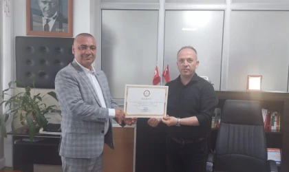 Murat Koçak, Coşkulu ve Büyük Bir Kalabalıkla Mazbatasını Aldı