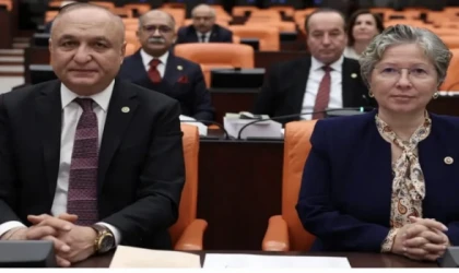 YONTAR’DAN SARAY’DA ATATÜRK MESAJI: “BU BÜYÜK MİRAS, GELECEĞE TAŞIMAMIZ GEREKEN BİR EMANETTİR”