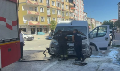 Kızılpınar’da servis aracında yangın paniği
