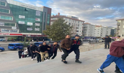 Milyarlık bahis trafiğinin ardından şüpheliler adliyede