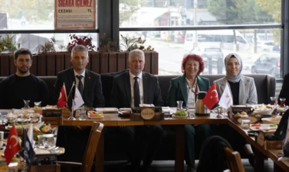 Akın Yılmaz’dan Muhtarlara 12 Yıllık Vefa Geleneği