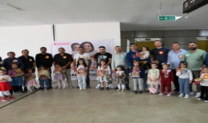 Babalar ve kızları doyasıya eğlendi