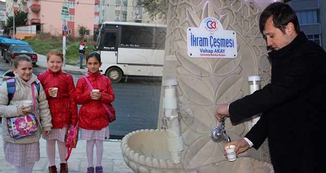 BAŞKAN AKAY: “İKRAM ÇEŞMEMİZİ YENİDEN HALKIMIZIN HİZMETİNE SUNUYORUZ”