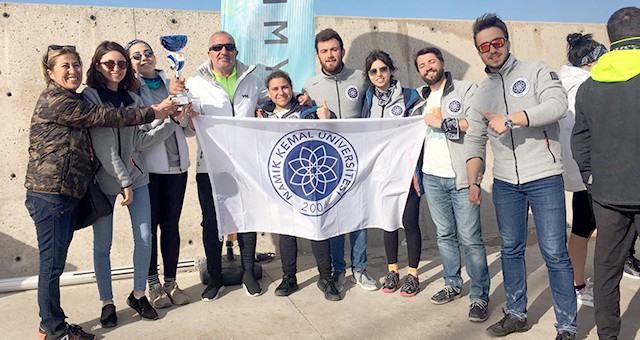 YELKENLİ YAT YARIŞLARINA KATILDILAR