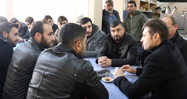 AKAY, KIZILPINARLI GENÇLERLE BİR ARAYA GELDİ